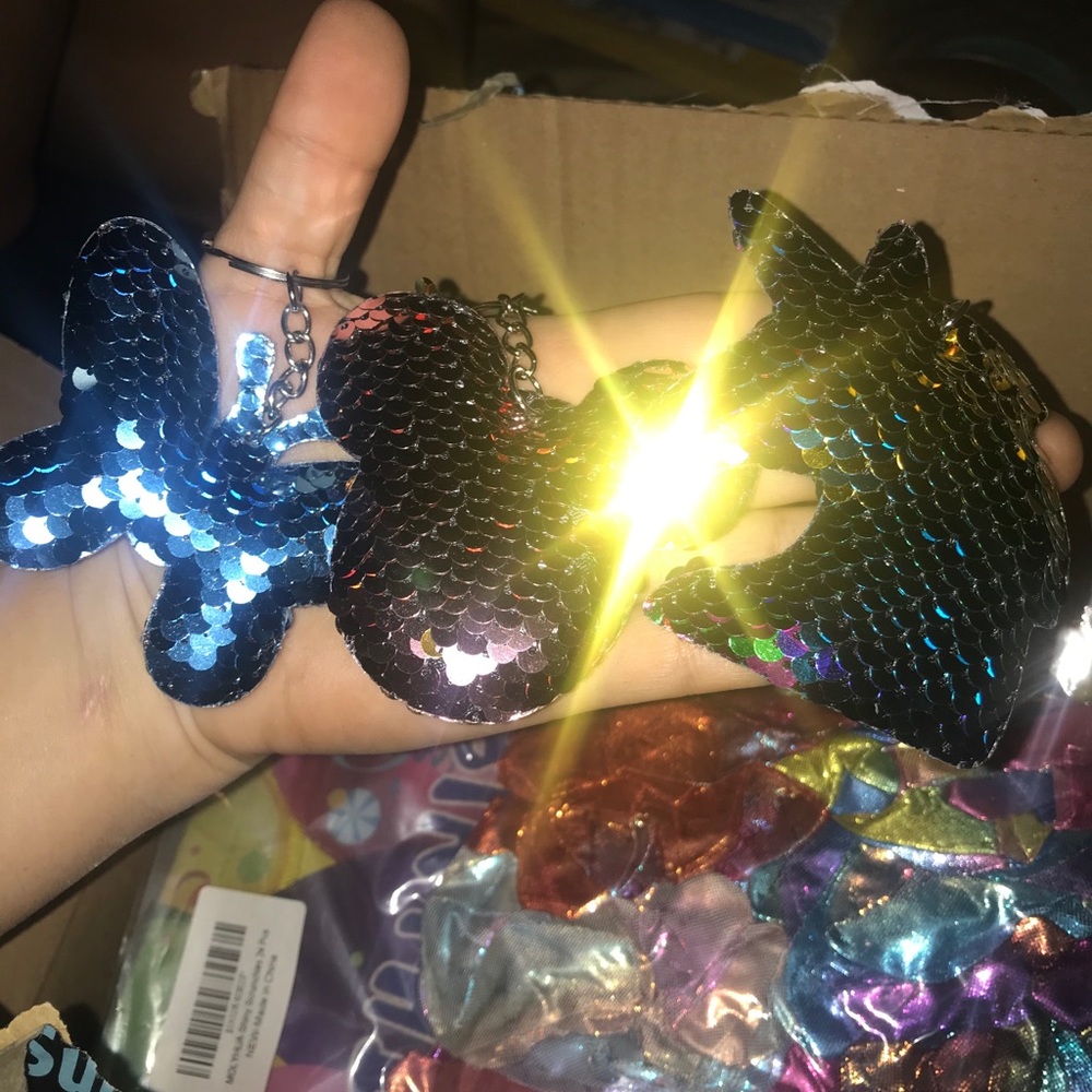 Sequin Keychains - Picture 2 of 2
